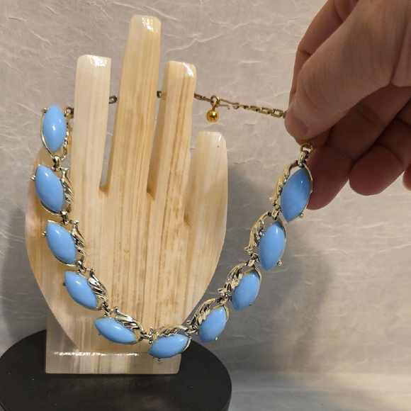 Elegant Blue and White GolWomen's Necklace - Picture 11 of 11